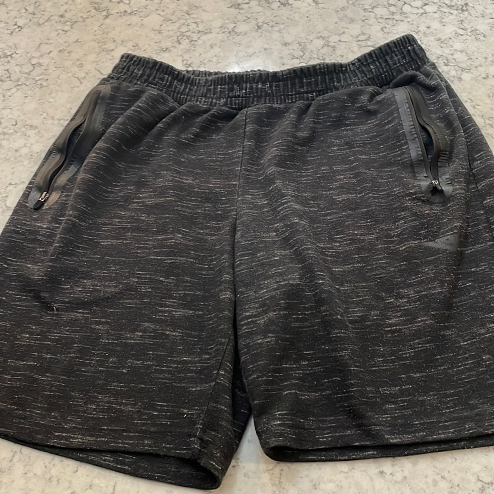 Pony, dark grey/black zipper pocket sweat shorts